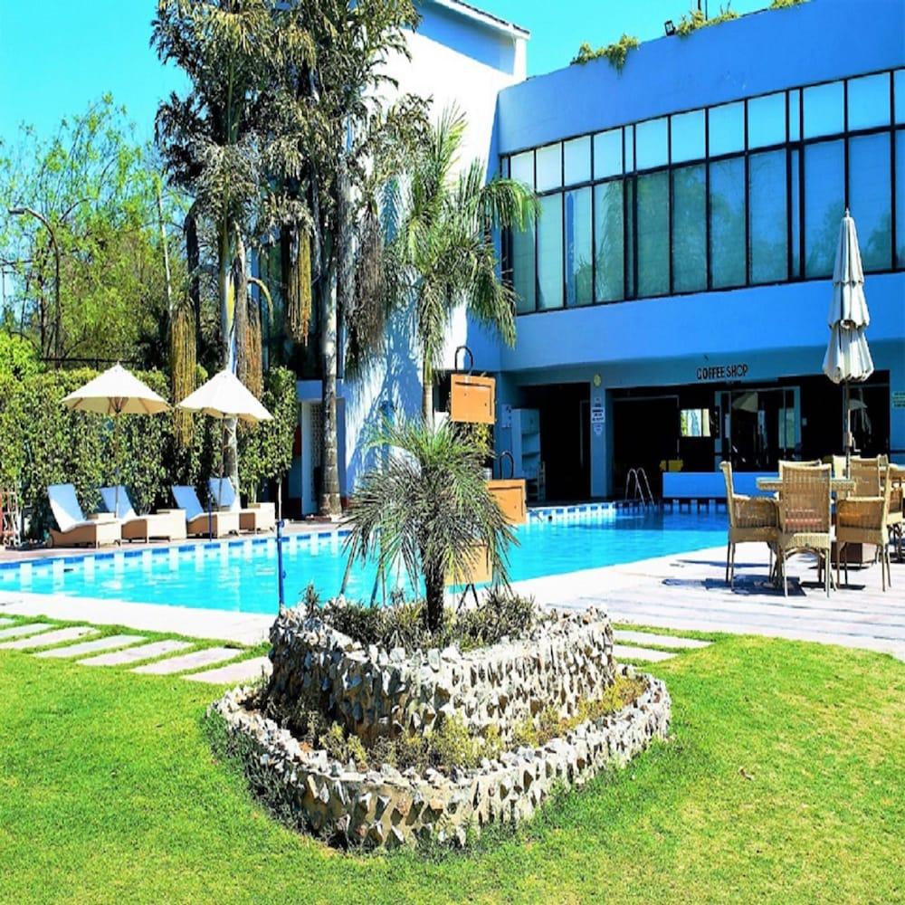גורגאון Best Western Resort Country Club מראה חיצוני תמונה
