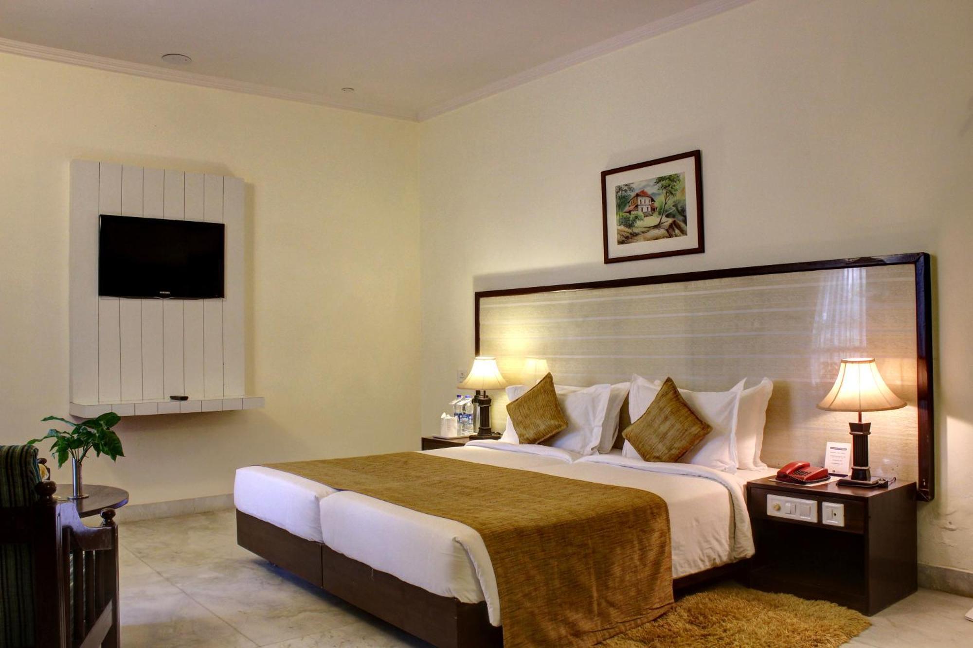 גורגאון Best Western Resort Country Club מראה חיצוני תמונה