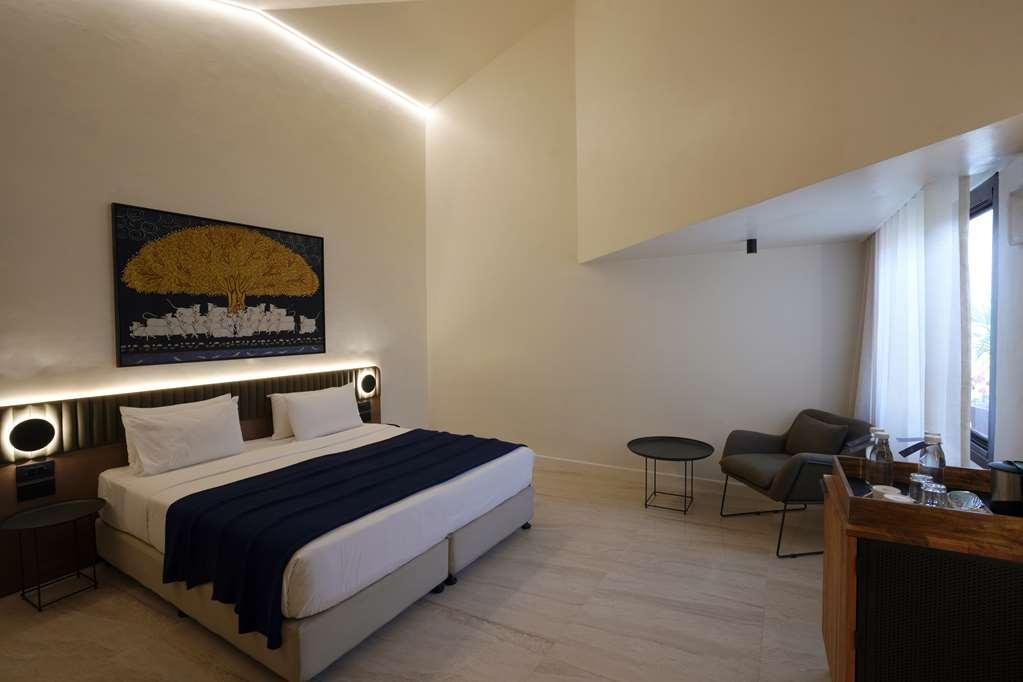 גורגאון Best Western Resort Country Club חדר תמונה